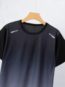 2 件套青少年男孩运动套装，渐变网眼短袖 T 恤 + 短裤套装，适合夏季，适合篮球、足球、跑步