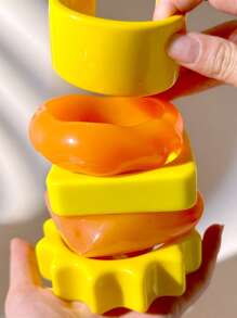 1pc Fashionable Bestselling Asymmetric Resin Bracelet, Suitable For Women Everyday Wear And Party