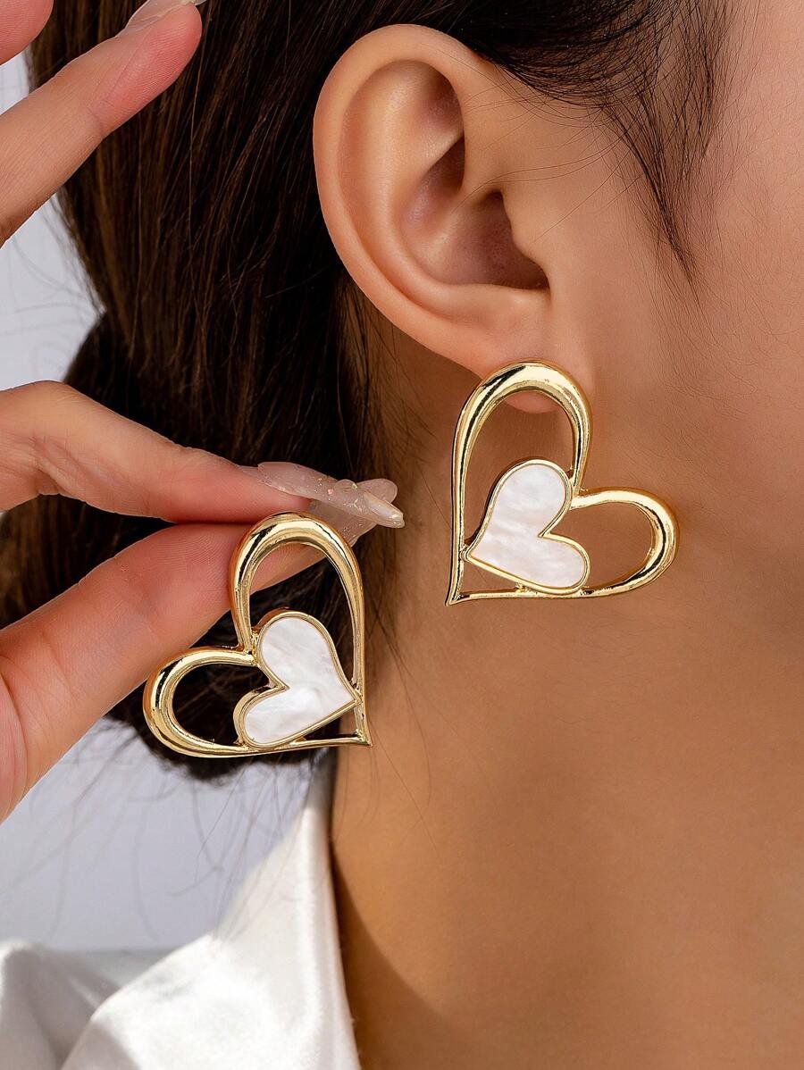 1 Cặp Hoa tai đinh tán hình trái tim họa tiết da báo rỗng phóng đại phong cách Châu Âu Mỹ tối giản thời trang sang trọng đa năng - trắng - Xem 1