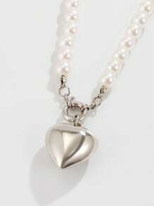 1 pieza Collar multicapa con colgante de corazón hueco de perla, gargantilla versátil