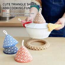 1pc/2pcs Set Of Cute Triangular Floral Embroidered Pot Holders, Heat Resistant For Cooking Pots, Pans, Skillets, Thickened Insulation With Hanging Loop