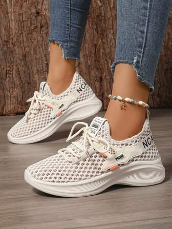 新款女士速干平底涉水鞋，柔软平底，采用优质透气网眼设计，休闲运动鞋适合在河流徒步旅行和海滩活动期间全天穿着