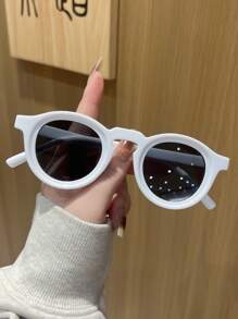 1 Stück/2 Stück/3 Stück/4 Stück Damen Mode Brillen 2025 Neu Rund Multi-Farben Mode Brillen geeignet für Ausflüge, Reisen, Vintage Stil, Musikfestivals, vielseitig einsetzbar für Sommerurlaub am Strand, Outdoor, Reisen