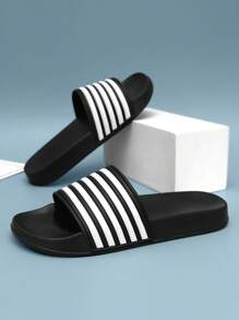 Talla 23 Sandalias de verano para hombres de talla grande 36-48, zapatos casuales cómodos para uso exterior, antideslizantes, ligeros, resistentes al desgaste y transpirables para uso diario, con diseño asimétrico