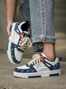 Men's Minimalist White & Blue Random Oil Painting Print Casual Flat Sneakers, Lace-Up Personalized Outdoor Daily Casual Couple Sports Shoes