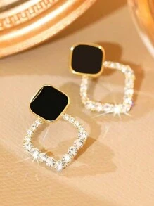 1 Paar quadratische Zirkonia Ohrstecker im minimalistischen Stil, einfach und hochwertig