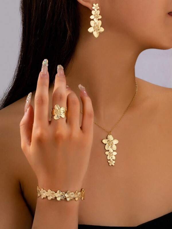 5pcs/Set Flower Necklace Earrings Bracelet Ring Metal 5 Petals Flower Jewelry Set, Elegant And Sweet Women Accessories