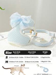 زوج من حاملات الحيوانات الأليفة الصغيرة ذات اللون الأزرق والأبيض الكريمي (مع سيور مطابقة)، حاملات من الدانتيل الزهرية الأنيقة للقطط والجراء والأرانب