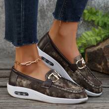 Zapatos casuales de plataforma con hebilla de metal para mujer talla grande, nuevo modelo primavera otoño 2024