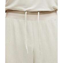 Lululemon Short de malla con ajuste relajado de 9" - Hueso - Ver 4
