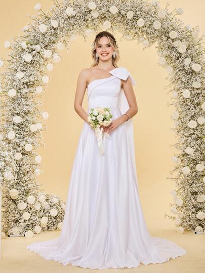 Proste satynowe asymetryczne suknie ślubne z odkrytymi ramionami, długie z kokardą dla kobiet, tren z opadającymi ramionami, suknie balowe z falbaniastym dołem, linia dekoltu, sznurowane plecy, linia A, panna młoda