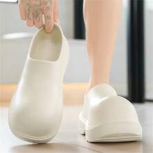 2025 Spring And Summer New Style Full Toe Chef Work Waterproof And Oil-Proof Thick-Soled Water Shoes Ultra-Light Breathable Couple Sandals Large Size Men's Shoes Women's Shoes Outdoor Beach Waterproof Shoes Non-Slip And Wear-Resistant Black And White