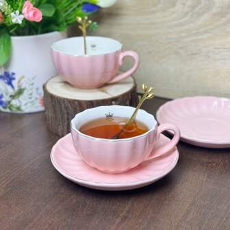Keramische pompoenvormige koffiekopset met metalen lepel, klassieke theekop en schotel, koffiekop en bordset, geschikt voor ontbijt, theekransjes, afternoon tea, huis, tuin, restaurant, zomer en winter, cadeau-optie