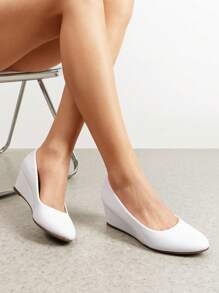 Women's Low Wedges Heels Pumps Round Toe Comfortable Casual Solid Color Slip On Dress Work Wedding Shoes - trắng - Xem 1