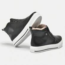 Tênis Via Marte Cano Alto Flatform Pelo Interno 22-1101-02