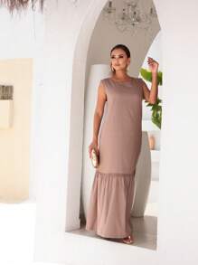 Vestido Longo Feminino Regata em Linho com Elastano, Forrado, com Babado, Detalhe em Gripir e Fenda Lateral - Elegante, Casual e Clássico para o Verão