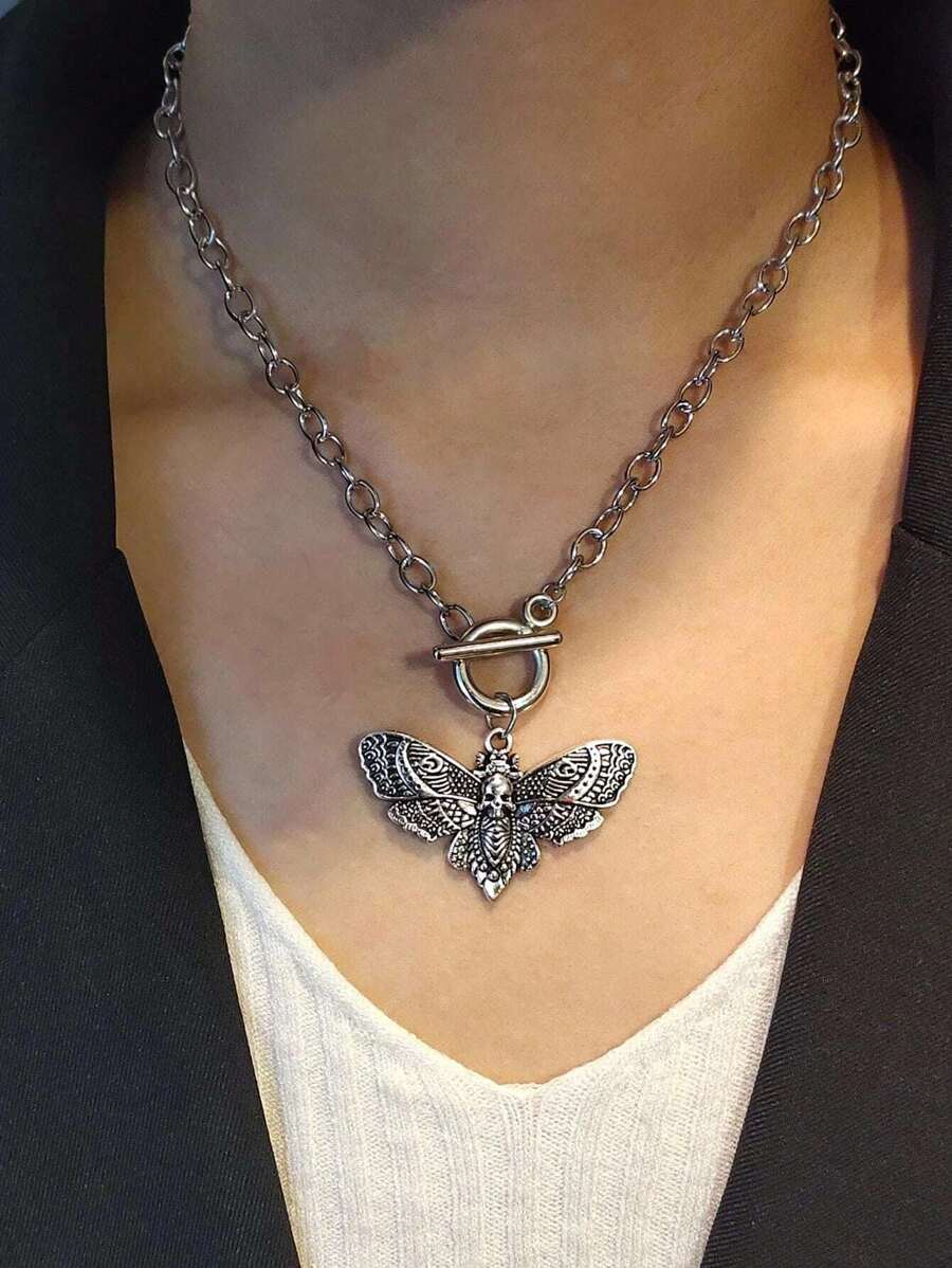 Vintage Gothic Silver Butterfly Skeleton Moth Pendant Necklace
