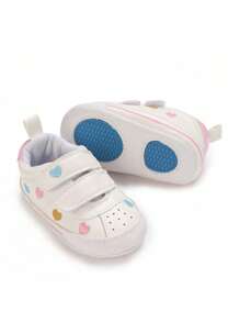 0-1 岁婴儿女孩春秋款橡胶底学步鞋心形鞋