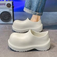 2025 Spring And Summer New Style Full Toe Chef Work Waterproof And Oil-Proof Thick-Soled Water Shoes Ultra-Light Breathable Couple Sandals Large Size Men's Shoes Women's Shoes Outdoor Beach Waterproof Shoes Non-Slip And Wear-Resistant Black And White