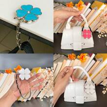 Móc treo túi xách gấp gọn hình cỏ bốn lá, giá đỡ bàn đựng ví gấp gọn - Nhiều màu - Xem 2