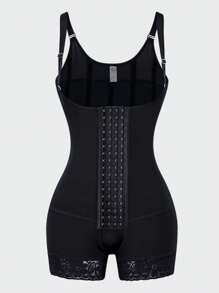 1 件女士提臀收腹塑身衣，带四排挂钩，蕾丝边裤腿采用防滑硅胶设计，多功能塑身器