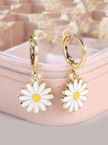 1 Pair Delicate Yellow Daisy Flower Earrings, Perfect Gift For Engagement/Wedding, Sisters/Mother's Day - Daisy - View 1