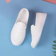 新款女士平底护士鞋，舒适百搭防滑皮革鞋面学生休闲鞋，软底套脚工作鞋，长时间站立也不会感到疲劳