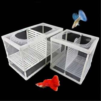 Boîte de reproduction de 3 en 1 pour aquarium avec filet en nylon et ventouses, couveuse pour alevins de poisson, boîte nurserie pour alevins, crevettes, alevins, grande boîte d'isolation avec 2 séparateurs amovibles pour créer jusqu'à 3 compartiments séparés