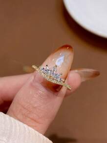 1 pezzo Anello minimalista ed elegante in zirconia, in argento sterling 925, anello da donna, regalo di gioielleria raffinato per la Festa della Mamma - Dorato - Visualizzare 2
