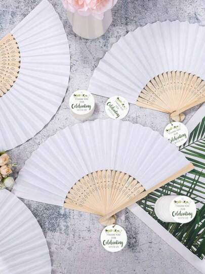 40 piezas/30 piezas/20 piezas/15 piezas Juego de abanicos plegables con forma de corazón en color blanco, Juego de abanicos de mano para bodas, incluye bolsa de organza, etiqueta y cuerda de lino, manualidad divertida, regalo para el Día de San Valentín y Año Nuevo, decoración del hogar, adecuado para bodas, regalos para la novia, recuerdos de boda, regalos para fiestas