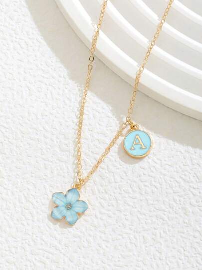 1pc Sweet Fashion Five-Leaf Flower & Letter Dual Pendant Necklace, Suitable For Children, Girls, Family, Friends, New Year Jewelry Gift, Daily Decoration