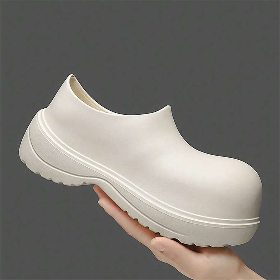 2025 Spring And Summer New Style Full Toe Chef Work Waterproof And Oil-Proof Thick-Soled Water Shoes Ultra-Light Breathable Couple Sandals Large Size Men's Shoes Women's Shoes Outdoor Beach Waterproof Shoes Non-Slip And Wear-Resistant Black And White