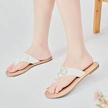 Ataiwee Women's Flat Slide Sandals Comfortable Bling Bohemian Thong Flip Flops. - White - View 4