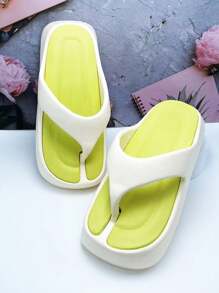 新款时尚百搭厚底舒适 EVA 一脚蹬人字拖，适合海滩、派对、休闲散步、女士