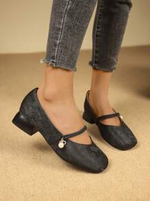 Damen einfache Blumen Flache Loafer für den Alltag, exportierter englischer Stil schwarze Perlenpumps mit Schnürung und hohem Absatz