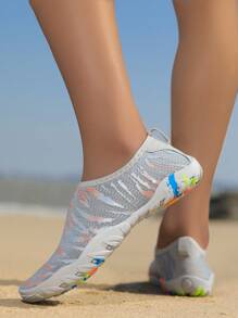 Unisex Outdoor Water Shoes Hiking Sandals Women's Quick Dry Five Fingers Beach Shoes Non-Slip Swimming Shoes Amphibious Fishing Shoes Yoga Shoes Couples Shoes - Grey - View 5