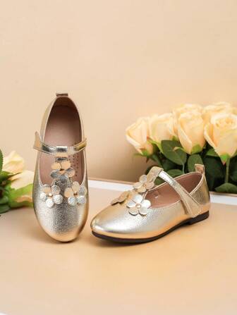 时尚百搭儿童平底鞋，女童新款蝴蝶结鞋