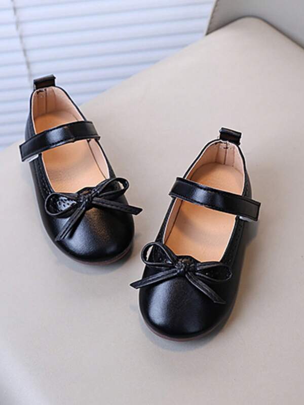 1 Pair Of Girls Bow PU Magic Hollow Flat Cute Flat Shoes Suitable For Spring, Summer And Autumn Travel