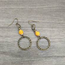 1 par de pendientes con colgante de círculo hueco vintage y decoración de turquesa falsa, joyería bohemia adecuada para uso diario o como regalo de fiesta