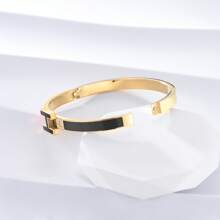 Brazaletes dorados para mujer, brazalete en forma de H, brazaletes tipo bangle para mujer, joyas de pulsera delicada, regalos para el Día de la Madre, Navidad, Pascua - Negro - Ver 4