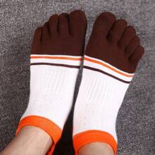 3 pares de calcetines con dedos para hombre de colores variados, cómodos, suaves y transpirables, adecuados para actividades deportivas y uso casual diario