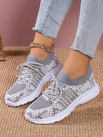 1 双女式系带平底运动鞋，透气休闲户外运动跑步鞋，轻便运动鞋