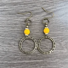 1 par de pendientes con colgante de círculo hueco vintage y decoración de turquesa falsa, joyería bohemia adecuada para uso diario o como regalo de fiesta