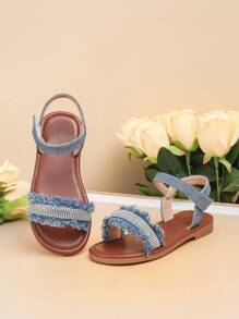 1 Pair Fashion Cute Denim Fringe Rhinestone Flat Outdoor Sandals, Suitable For Summer