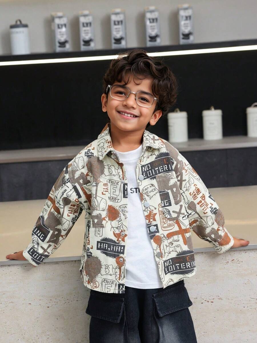 男童前扣长袖印花休闲牛仔夹克，简约风格