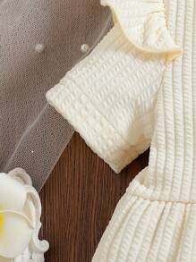 2pcs Baby Girls' Minimalist Solid Color Round Neck 3D Bow Ruffle Hem Short Sleeve T-Shirt And Elastic Waist Solid Color Knit Pants Set, Suitable For Home, Daily Wear And Outings, Spring/Autumn - Beige - View 4