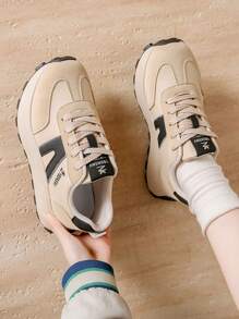 2025New Spring And Summer Plus Size Women's Outdoor Sports Shoes, Lace-Up, Breathable Running Shoes, Anti-Slip, Black