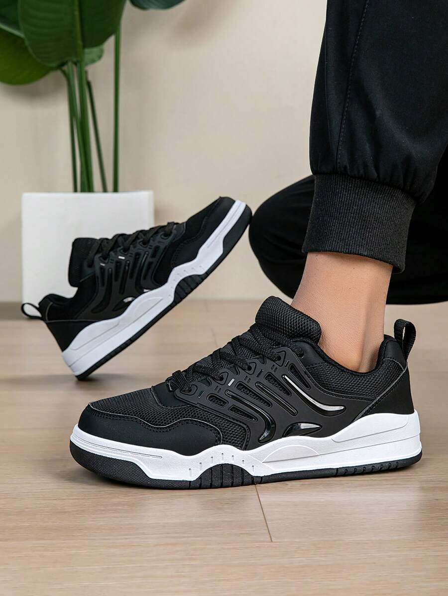 Men's Black Summer Outdoor Sport Shoes, Anti-Slip Hiking Shoes, Breathable Mesh Sneakers, Casual Athletic Shoes, Lightweight Running Shoes - Black - View 1