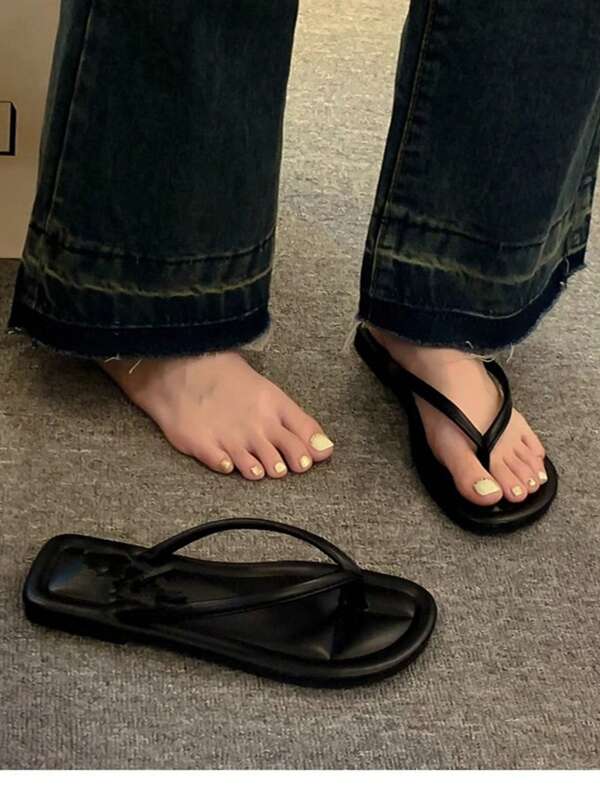 French Soft Sole Flip Flop Women's Outdoor Wear, 2025 Summer New Versatile High-End Roman Beach Slippers