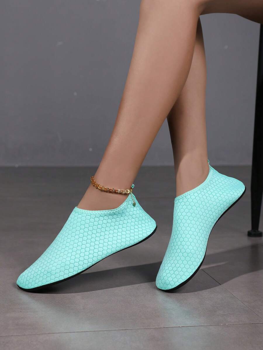 女士户外徒步鞋，运动休闲游泳鞋，防滑涉水鞋，适合徒步旅行、旅行、海滩、瑜伽、钓鱼